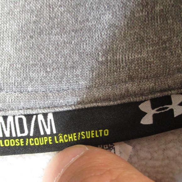 Under Armour Sweatshirt Men's Medium Gray Camo Caliber 1/4 Zip Fleece Pullover‎ - Picture 6 of 6